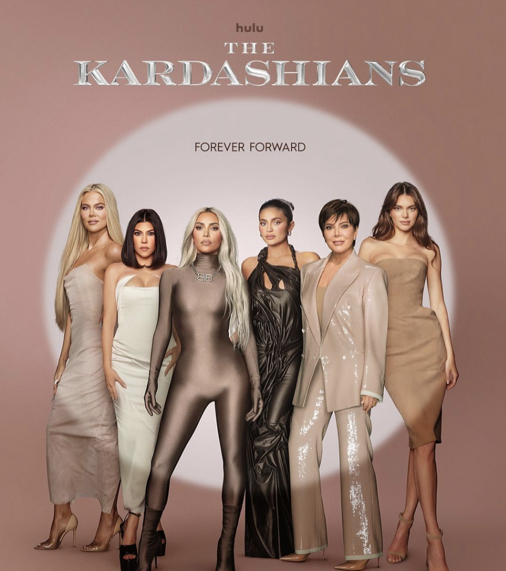 This is How Much the Kardashians Earn Per Instagram Post