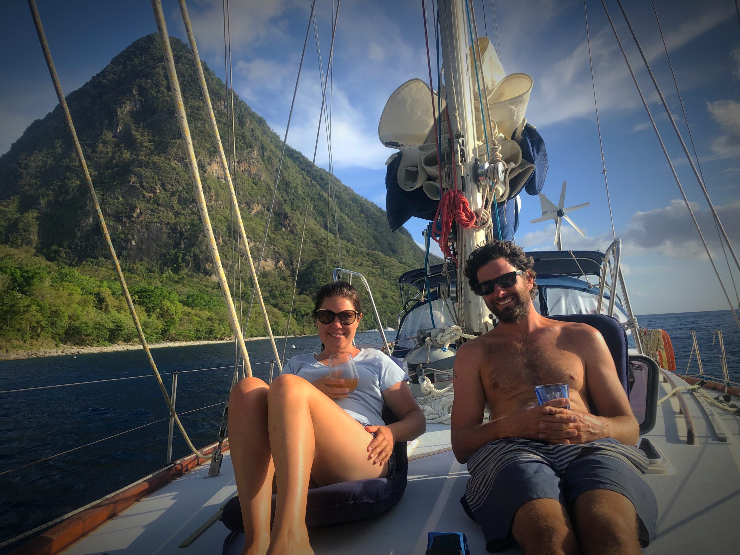 Erin and Her Family Gave Up Their Home to Live on a Yacht, Sailing Around the World